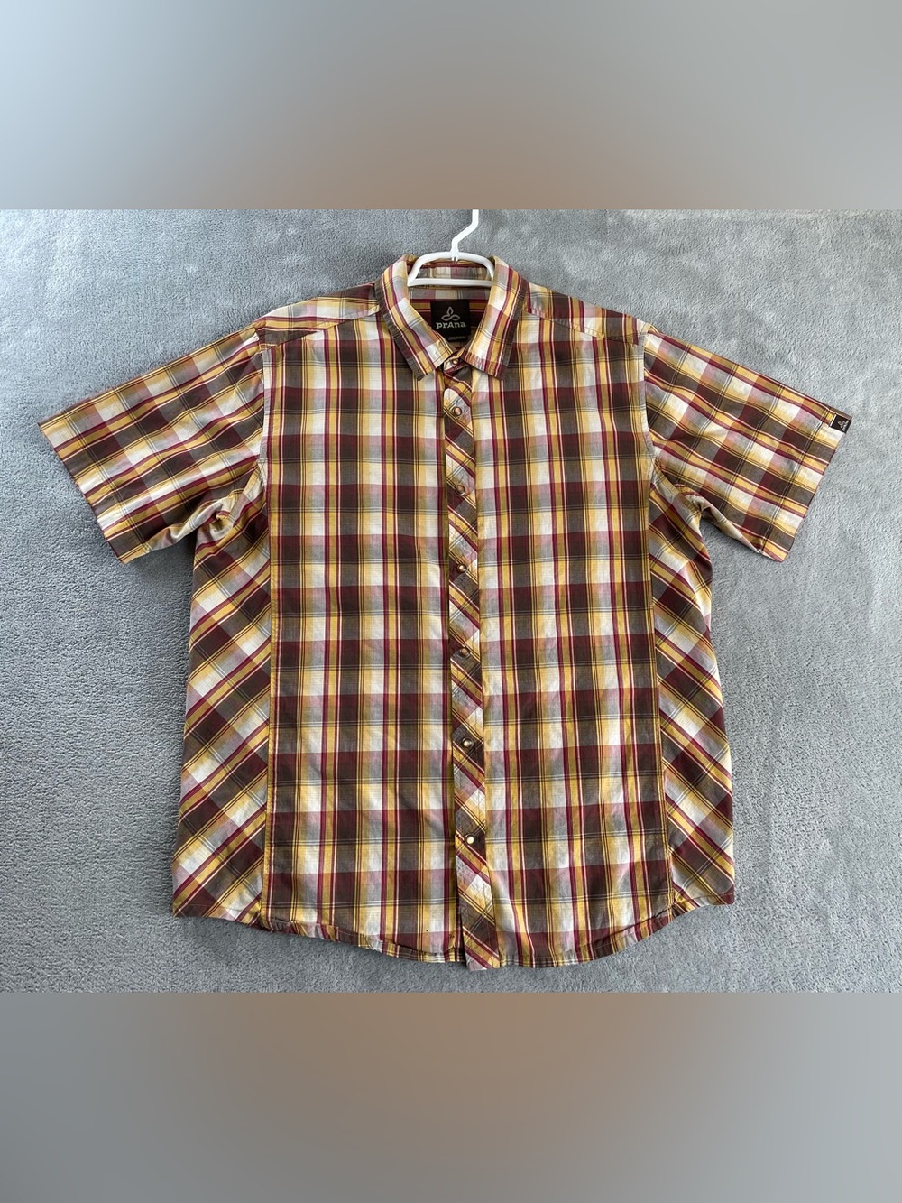 PrAna Pearl Snap Shirt Mens Medium Brown Yellow Red Plaid Short Sleeve -Mark